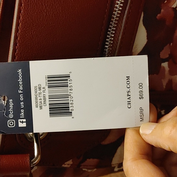 CHAPS Ladies Shoulder Cranberry Colored Purse - Picture 3 of 7